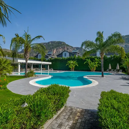 Отель Grand Gocek 2*