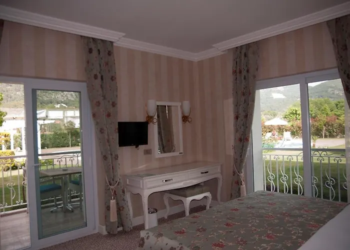 Отель Grand Gocek 2*